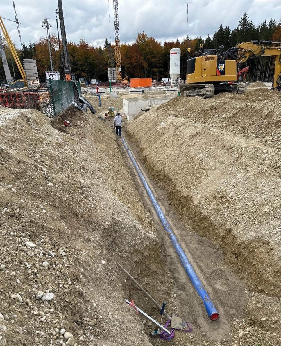 Trinkwasserleitung im Graben